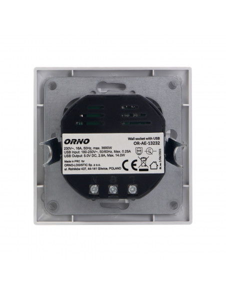 Gniazdo pojedyncze 2P+Z, USB-A + USB-C, wyjście 5VDC, max 2,8A