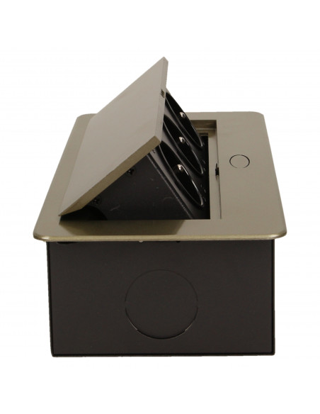 Gniazdo meblowe wpuszczane w blat z płaskim, frezowanym rantem, 3x2P+Z, mosiądz