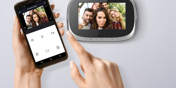 Elektroniczny wizjer do drzwi z czujnikiem ruchu i WiFi